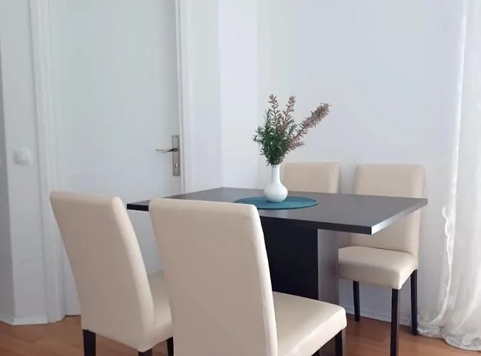 Doana Apartment Vir