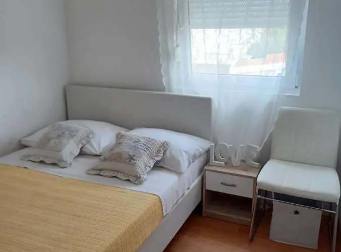 Doana Apartment